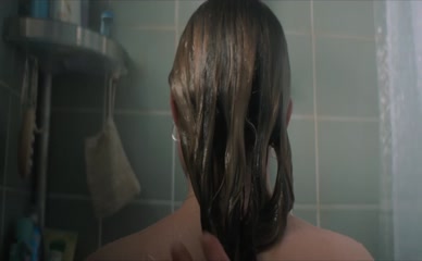 LUNA WEDLER NUDE/SEXY SCENE IN BIOHACKERS