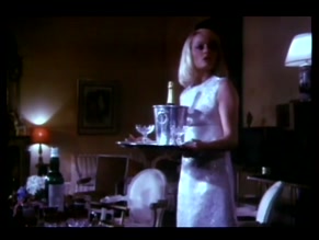 ANNE LIBERT in CLUB PRIVE POUR COUPLES AVERTIS(1974)