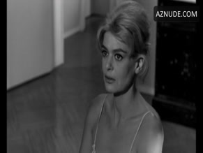 ELIZABETH ERCY in PHAEDRA(1962)