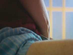 ELLE FANNING NUDE/SEXY SCENE IN ROSEBUSH PRUNING
