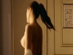 ELNAAZ NOROUZI NUDE/SEXY SCENE IN THE FIX