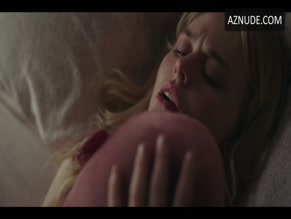 EMILY ALYN LIND NUDE/SEXY SCENE IN GOSSIP GIRL