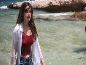 EMMA MACKEY,VICKY KRIEPS NUDE/SEXY SCENE IN HOT MILK