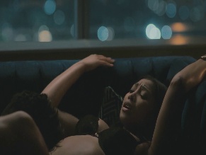 ENHLE MBALI MLOTSHWA NUDE/SEXY SCENE IN BLOOD LEGACY