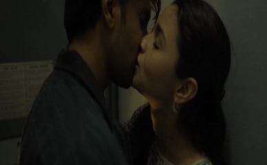 Raazi Movie Hot Scenes Xxx - Alia Bhatt Sexy Scene in Raazi - AZnude