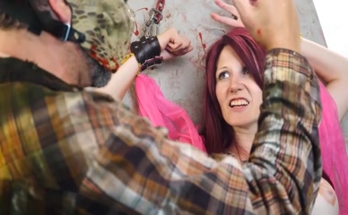 MEGAN GARCIA NUDE/SEXY SCENE IN CHILLS DOWN YOUR SPINE