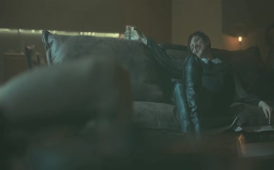 ANNA CHIPOVSKAYA NUDE/SEXY SCENE IN ZHAR