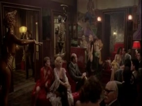 AGOSTINA BELLI in TELEFONI BIANCHI (1976)