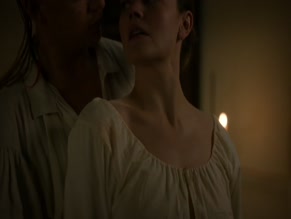 IZZY MEIKLE-SMALL in OUTLANDER (2014-)