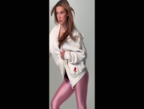 MILLIE BOBBY BROWN in MILLIE BOBBY BROWN BLACK UNDERWEAR & PINK LEGGINGS 2025