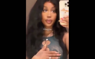 SZA NUDE/SEXY SCENE IN SZA SEXY AND NUDE COLLECTION OF PHOTOS AND VIDEOS
