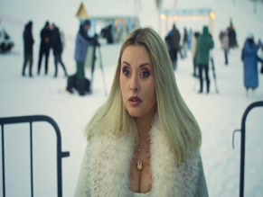 MARIYA KRAVCHENKO in POLYARNYY