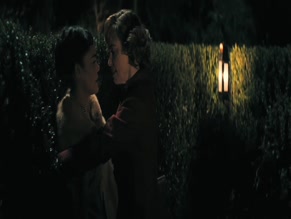 NINA HOSS,TESSA THOMPSON NUDE/SEXY SCENE IN HEDDA
