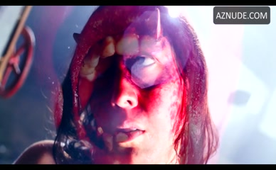 FARAH JAFFREY in LION GIRL