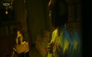 ALONA ARZAMASTSEVA,UNKNOWN NUDE/SEXY SCENE IN TRI SESTRY