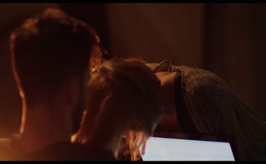 AGNIESZKA SKRZYPCZAK NUDE/SEXY SCENE IN HOCUS MOMMY POCUS