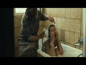 SANDRA HULLER in REQUIEM (2006)