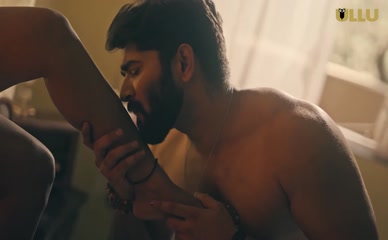 RUKS KHANDAGALE,MUSKAAN AGARWAL NUDE/SEXY SCENE IN TERE MERE BEECH MEIN