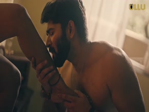 RUKS KHANDAGALE in TERE MERE BEECH MEIN