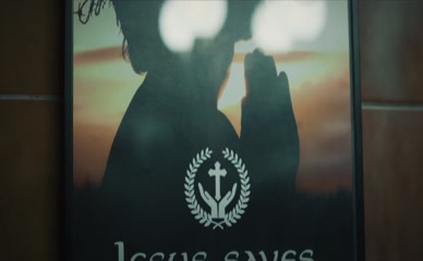 VICTORIA BLUCK NUDE/SEXY SCENE IN COYOTES