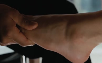 LEE MIN-JUNG NUDE/SEXY SCENE IN SEARCHING FOR THE ELEPHANT