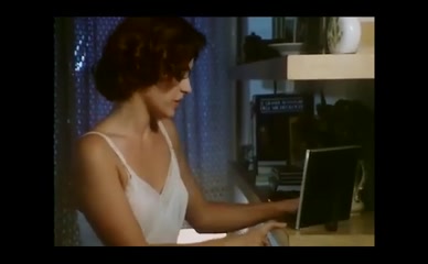 EURILLA DEL BONO NUDE/SEXY SCENE IN LA PIOVRA