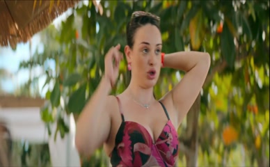 EVA HUAULT NUDE/SEXY SCENE IN COKA CHICAS