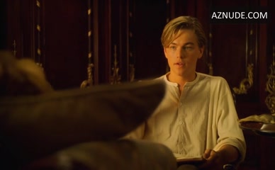 KATE WINSLET NUDE/SEXY SCENE IN TITANIC