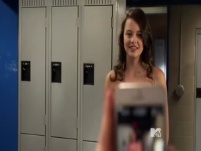 SARA WAISGLASS NUDE/SEXY SCENE IN DEGRASSI: THE NEXT GENERATION