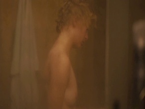 FEMKE VANHOVE NUDE/SEXY SCENE IN SKIFF