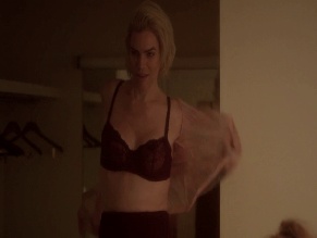 FIORA 'FEATHERS' WISE in A DIM VALLEY (2020)