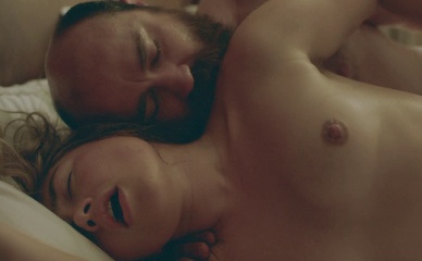 FLORENCE PUGH NUDE/SEXY SCENE IN EAST OF EDEN