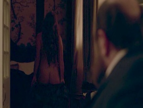FLORENCE PUGH NUDE/SEXY SCENE IN EAST OF EDEN
