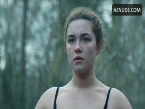 FLORENCE PUGH NUDE/SEXY SCENE IN THE LITTLE DRUMMER GIRL