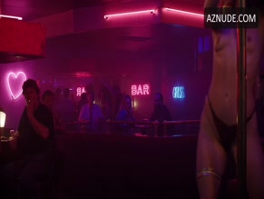 FRANCINE DAVETA NUDE/SEXY SCENE IN THE DEUCE