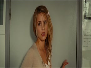 DIANNA AGRON in THE FAMILY (2013)