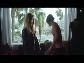 MONTANA MANNING NUDE/SEXY SCENE IN DADDY ISSUES