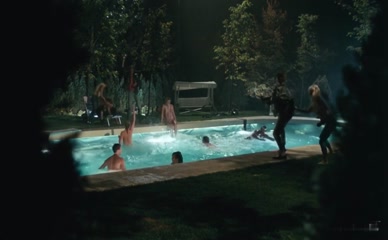 TATJANA SIMIC NUDE/SEXY SCENE IN FLODDER