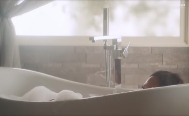 ERICA PAGE NUDE/SEXY SCENE IN AMBITIONS