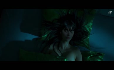 KLARA MIKLASOVA NUDE/SEXY SCENE IN DARIA