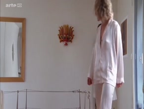 MARIE DENARNAUD in LES VIVANTS ET LES MORTS