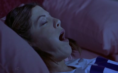 ANNA FARIS NUDE/SEXY SCENE IN SCARY MOVIE 2