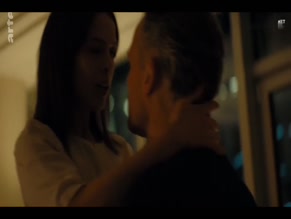 MATHILDE IRRMANN in BAD BANKS (2018-)