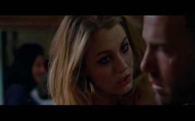 BLAKE LIVELY NUDE/SEXY SCENE IN THE TOWN