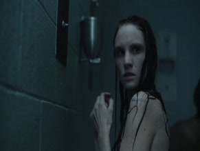 EMMA DUMONT in THE GIFTED