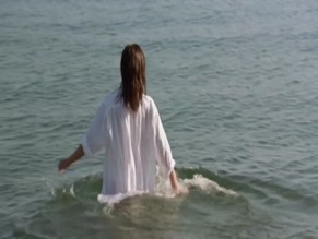 MATHILDA MAY NUDE/SEXY SCENE IN TOUTES PEINES CONFONDUES