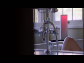 FRANKIE SHAW in BAD PETER (2018)