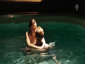 KARIN HANCZEWSKI NUDE/SEXY SCENE IN TATORT