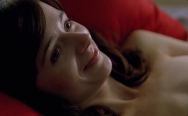 AGNIESZKA GROCHOWSKA in UPPERDOG