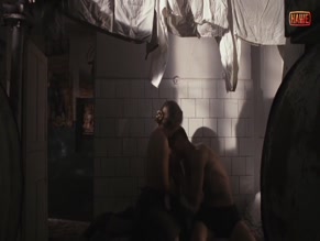 YULIYA PERESILD NUDE/SEXY SCENE IN CAPTIVE